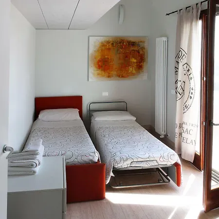 Casa Renili מלון *